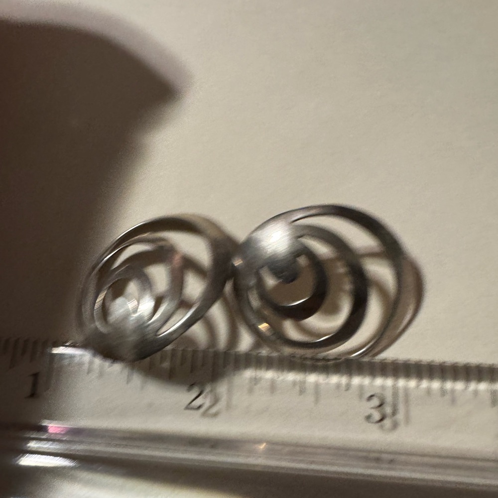 Vintage Artist signed 925 Sterling silver spiral swirl earrings with 14K post 4g - Picture 12 of 12